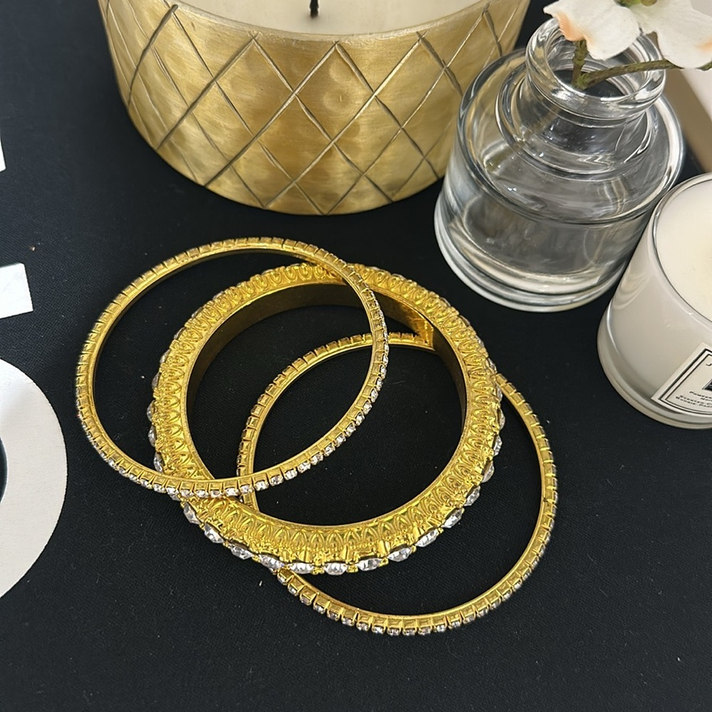 Cache Gold bangles set - Picture 7 of 7